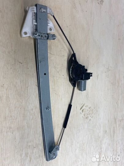 Передний Правый Стеклоподъемник Mazda CX9 2 TC