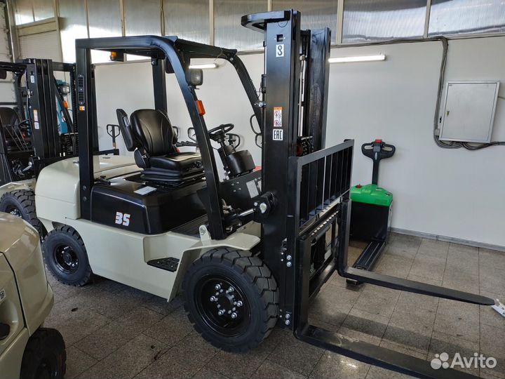 Вилочный погрузчик TFN CPCD35, 2022