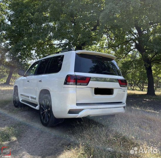 Рестайлинговый комплект Toyota LC 200 в LC 300 A21