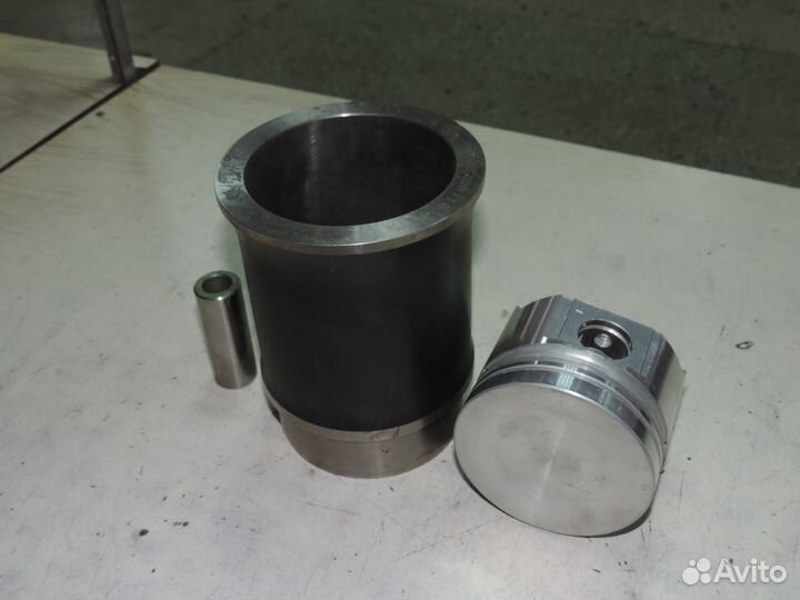 Гильза с поршнем паз-3205 (92,0) гр.А 523-1000105