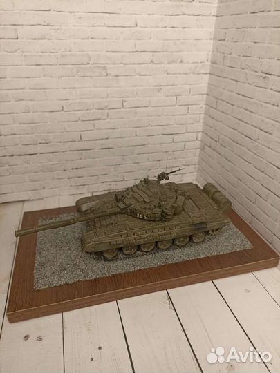 Модель танка Т 72 Б