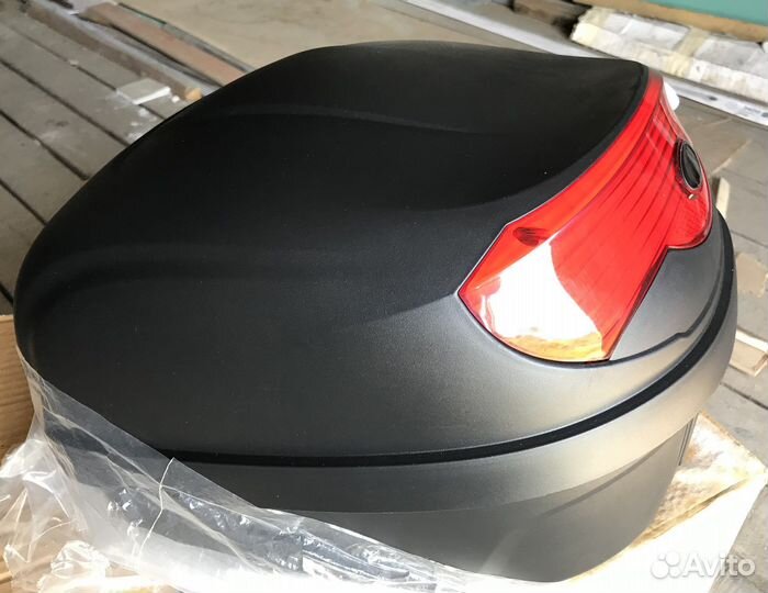 Кофр для мотоцикла Енисей HF-808 (29 литров)