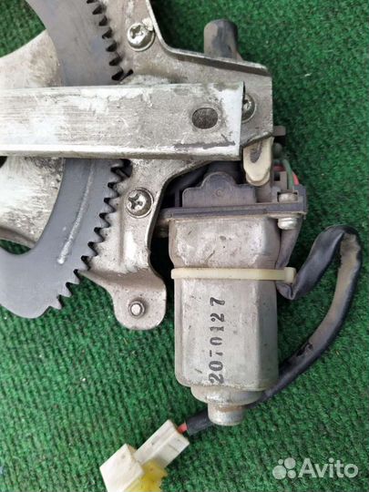 Стеклоподъёмник передний Chevrolet Aveo