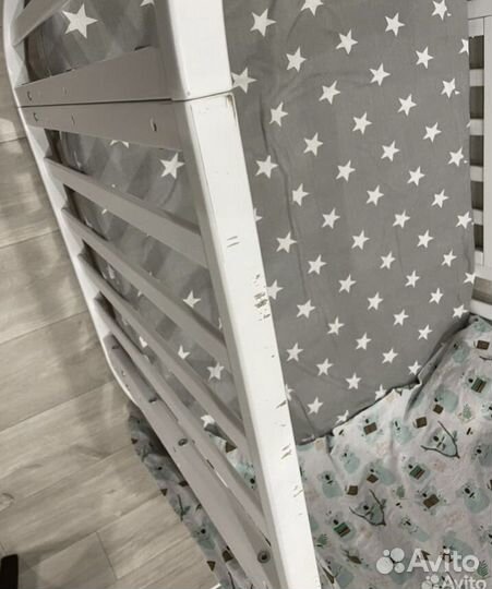 Кровать с маятником