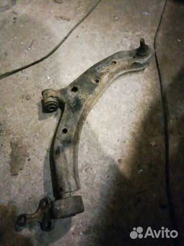 Рычаг правый nissan almera classic