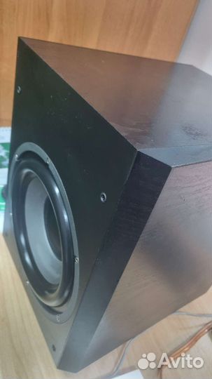 Focal chorus SW 700 V