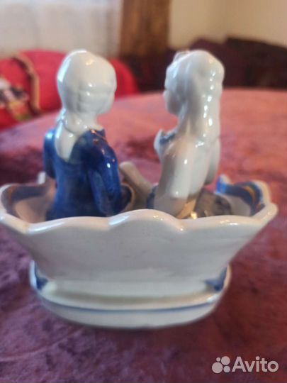 Фарфоровые статуэтки