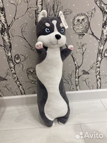 Собака хаски батон