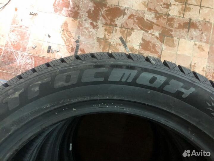 Tracmax X-Privilo S500 225/55 R19 103T