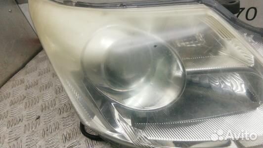 Фара правая toyota avensis T27 (PEA10MU01)