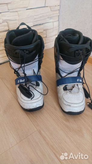 Сноубордические ботинки atom 42 размер