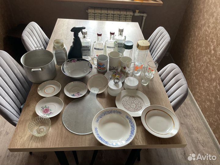 Посуда пакетом три большущие коробки