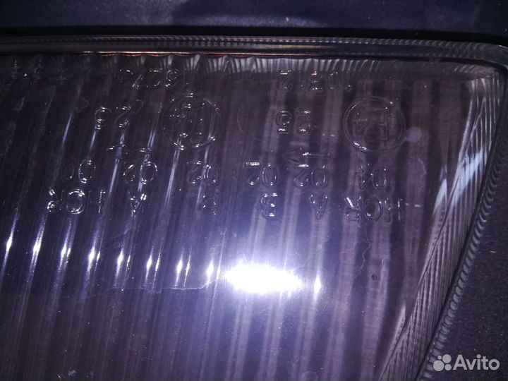 Стекло фары мерседес