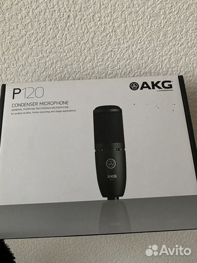 Студийный микрофон Akg P120