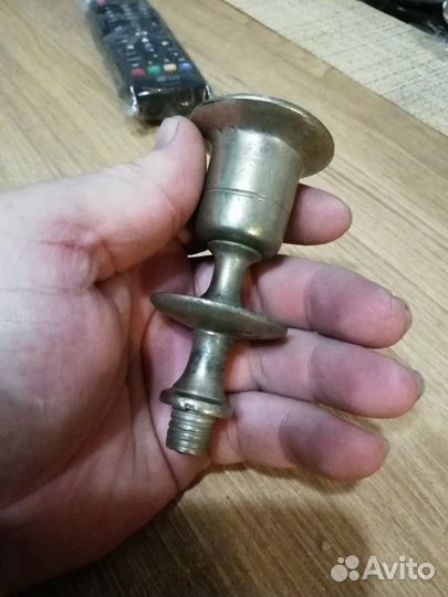Старинный бронзовый подсвечник