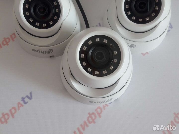 8 камер видеонаблюдения 4Мп ренистратор Dahua