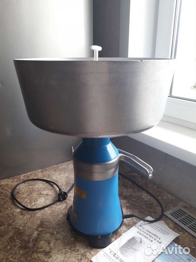 Сепаратор для молока электрический