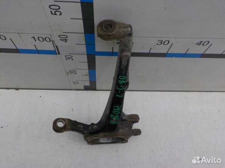 Цапфа/кулак поворотный передний левый Toyota Land Cruiser