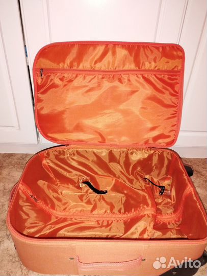 Чемодан детский