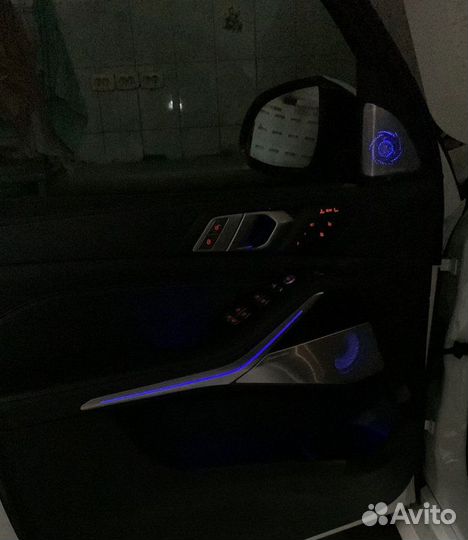 Акустика в стиле Bowers & Wilkins BMW X7 G07