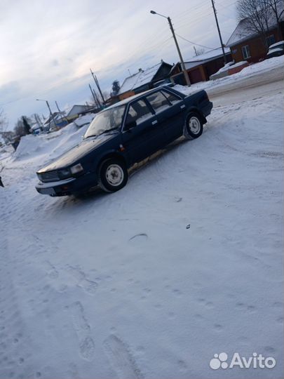 Nissan Bluebird 1.8 МТ, 1986, 300 000 км