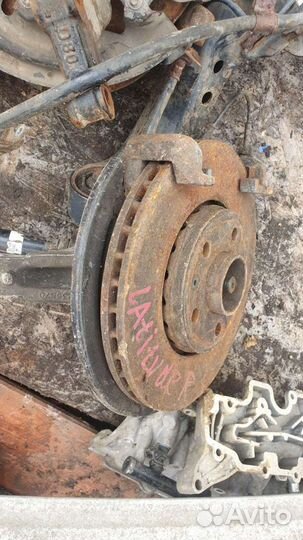 Кулак поворотный Renault latitude