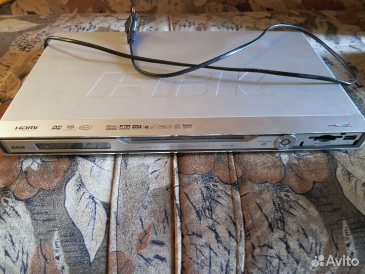 DVD видео проигрыватель BBK-DV727S