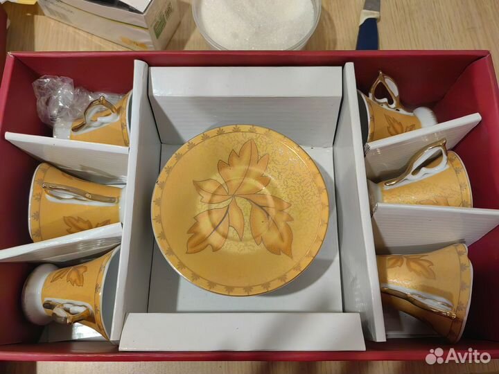 Подарочный набор чашки кофейные новые