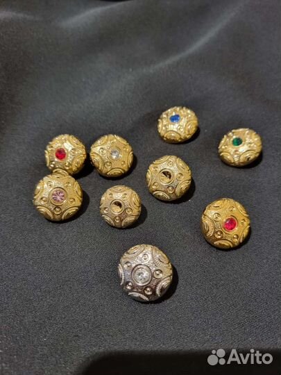 Пуговицы металлические