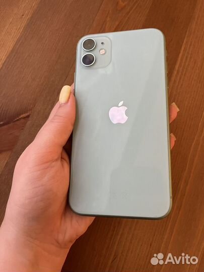 iPhone 11, 64 ГБ