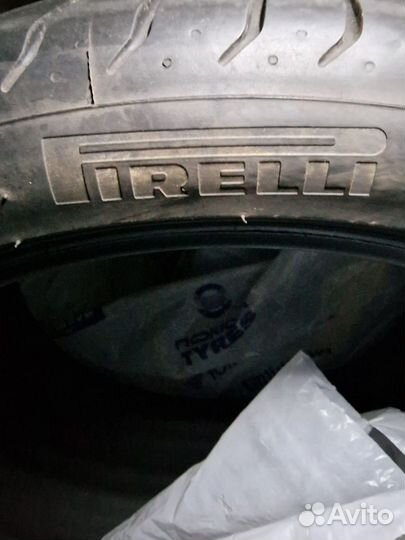 Pirelli P Zero 245/40 R20 и 275/35 R20