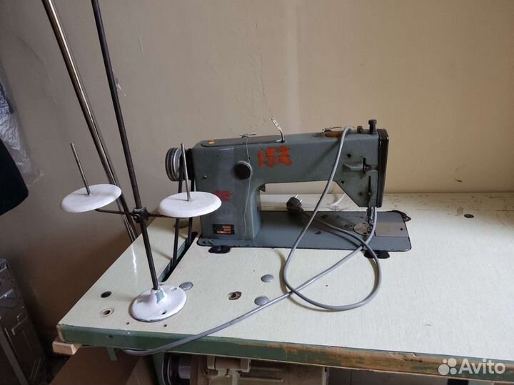 Швейная машинка
