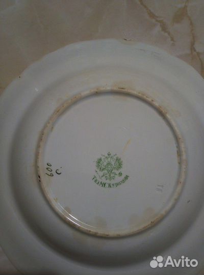 Старинные тарелки