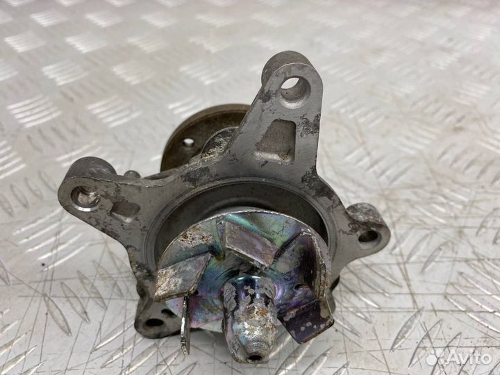 Б/У водяная помпа (охлаждения) Hyundai Solaris 1