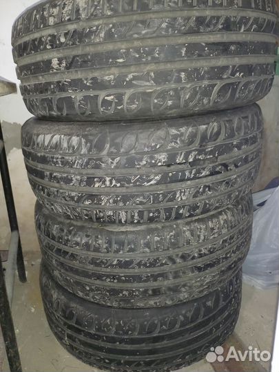 Tigar UHP Ultra High Performance 215/55 R17 98W