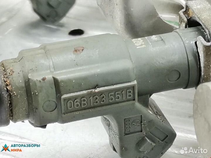 Форсунка Audi A4 B5 рест. 2001 06B133551B