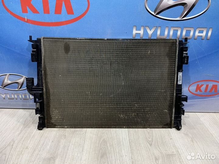 Радиатор охлаждения двигателя основной Nissan alme