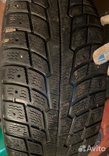 Michelin X-Ice North 215/65 R16