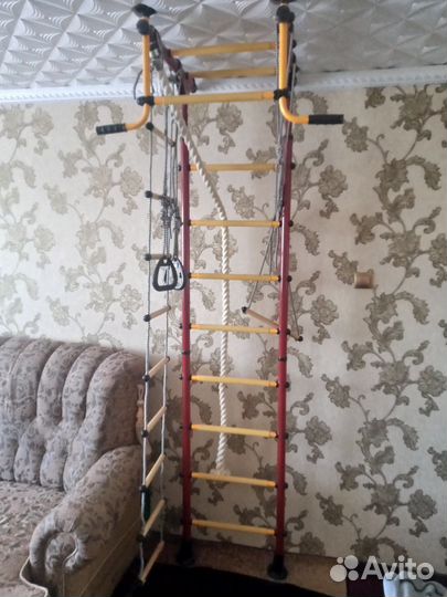 Шведская стенка