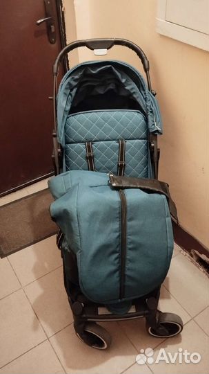 Продам прогулочную коляску