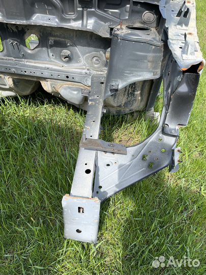 Лонжерон передний левый Рено Колеос