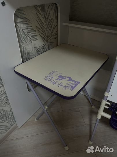 Детский столик и доска для рисования Ника