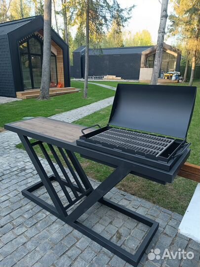 Мангал с большим столом