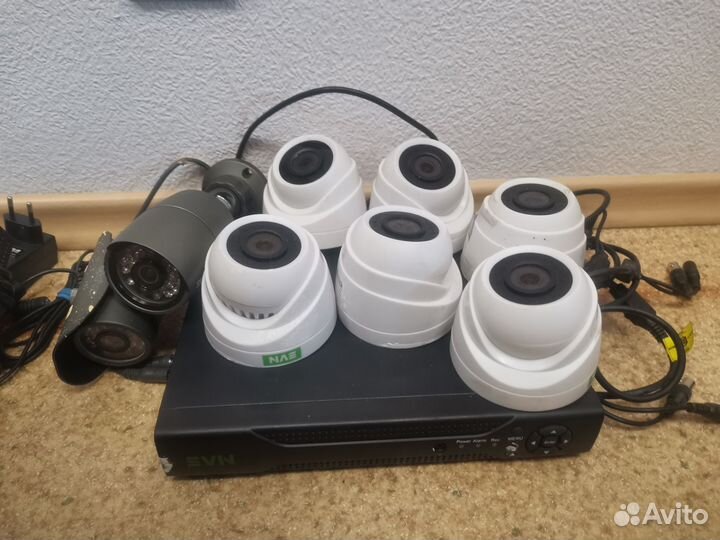 Видеонаблюдение на 8 камер + регистратор