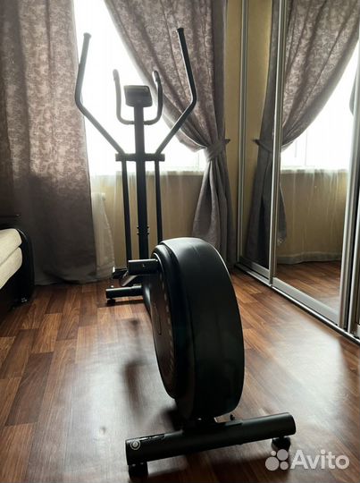 Эллиптический тренажер