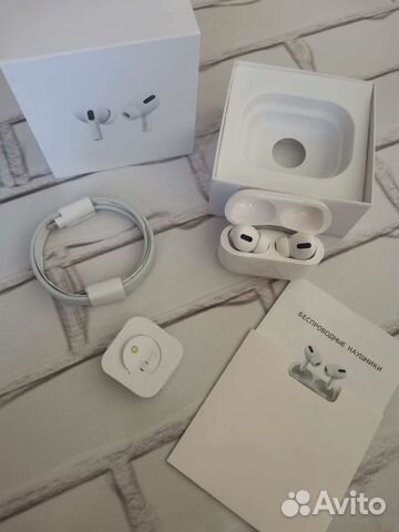 Беспроводные наушники Air pods