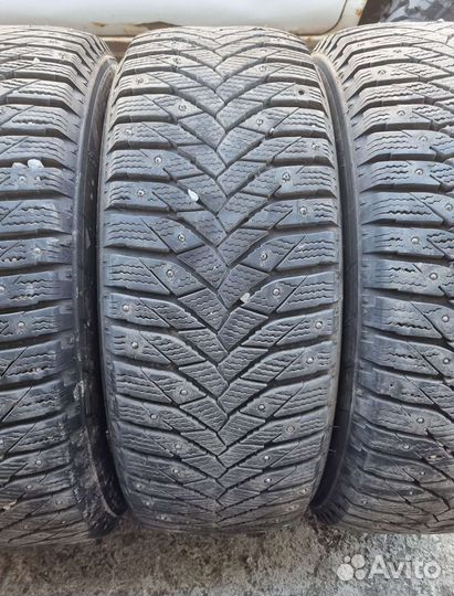 Triangle IceLink Trin PS01 215/60 R16 99T