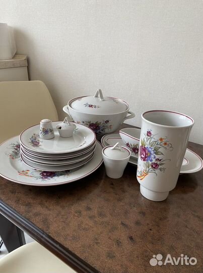 Сервиз столовый