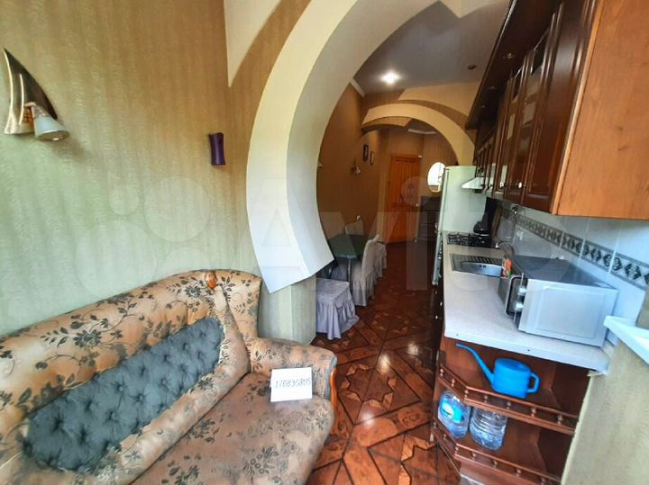 2-к. квартира, 70 м², 2/3 эт.