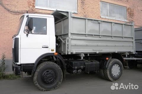 Водитель на самосвал